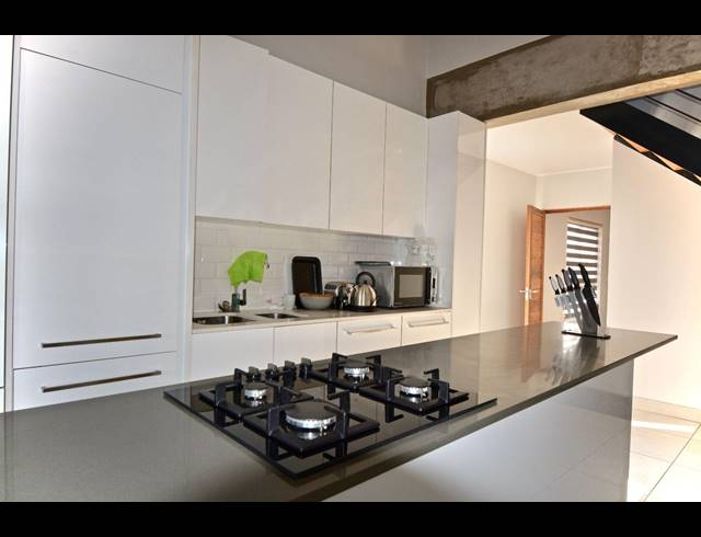 2 BEDROOM APARTMENT RENTED IN BROOKLYN